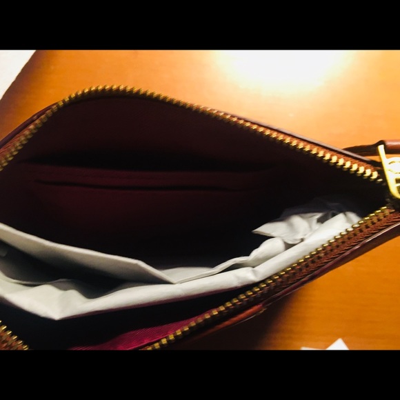 Authentic Coach Hand Purse - Picture 3 of 5